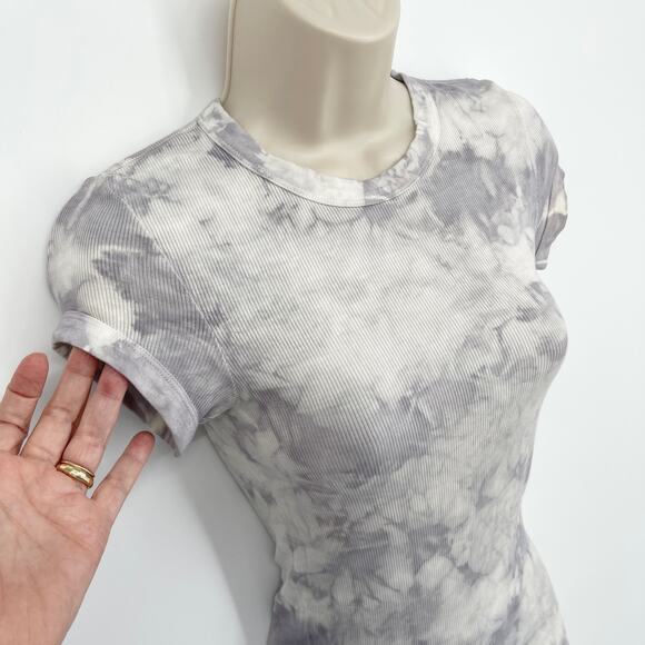 Enza Costa REVOLVE Tie Dye Viscose Silk Blend Crop Top NEW Size XS Gray, White - Picture 2 of 7